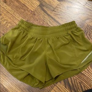Lululemon hottie hot shorts